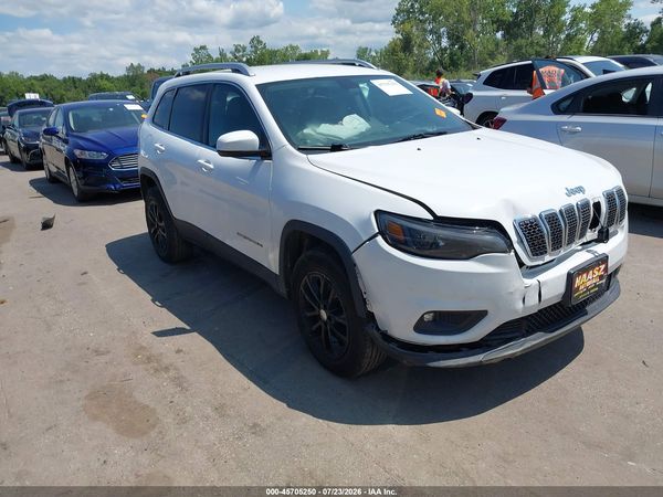 2019 JEEP CHEROKEE LATITUDE PLUS 4X4
