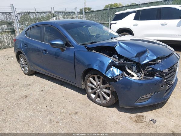 2018 MAZDA MAZDA3 TOURING
