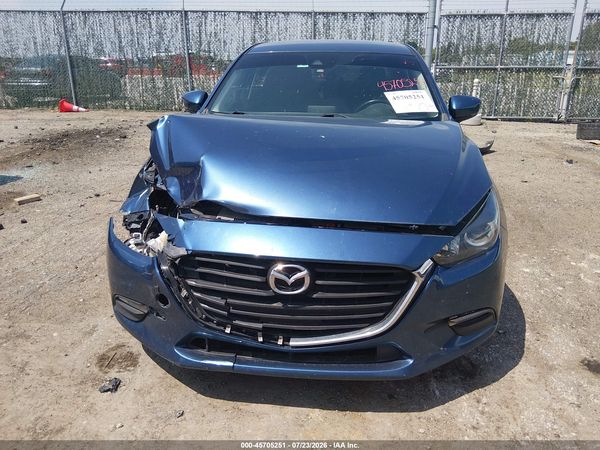 2018 MAZDA MAZDA3 TOURING