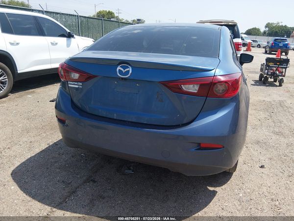 2018 MAZDA MAZDA3 TOURING