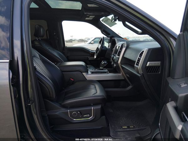 2017 FORD F-150 PLATINUM
