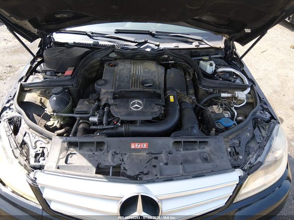2013 MERCEDES-BENZ C 250 SPORT