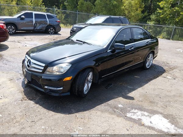 2013 MERCEDES-BENZ C 250 SPORT