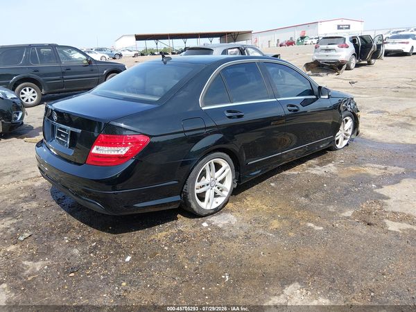 2013 MERCEDES-BENZ C 250 SPORT