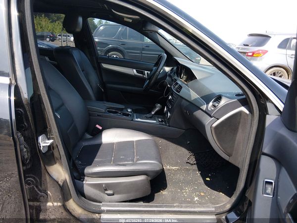 2013 MERCEDES-BENZ C 250 SPORT