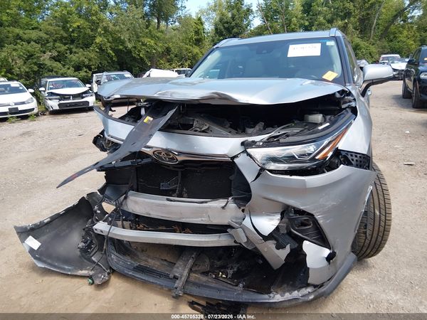 2020 TOYOTA HIGHLANDER LIMITED