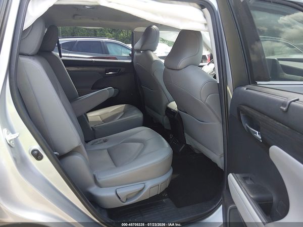 2020 TOYOTA HIGHLANDER LIMITED