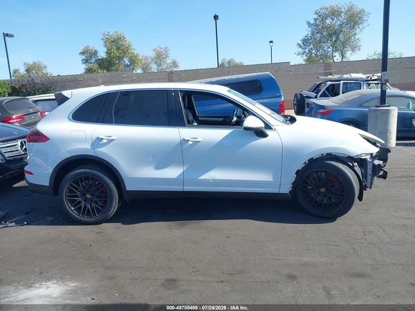 2015 PORSCHE CAYENNE TURBO