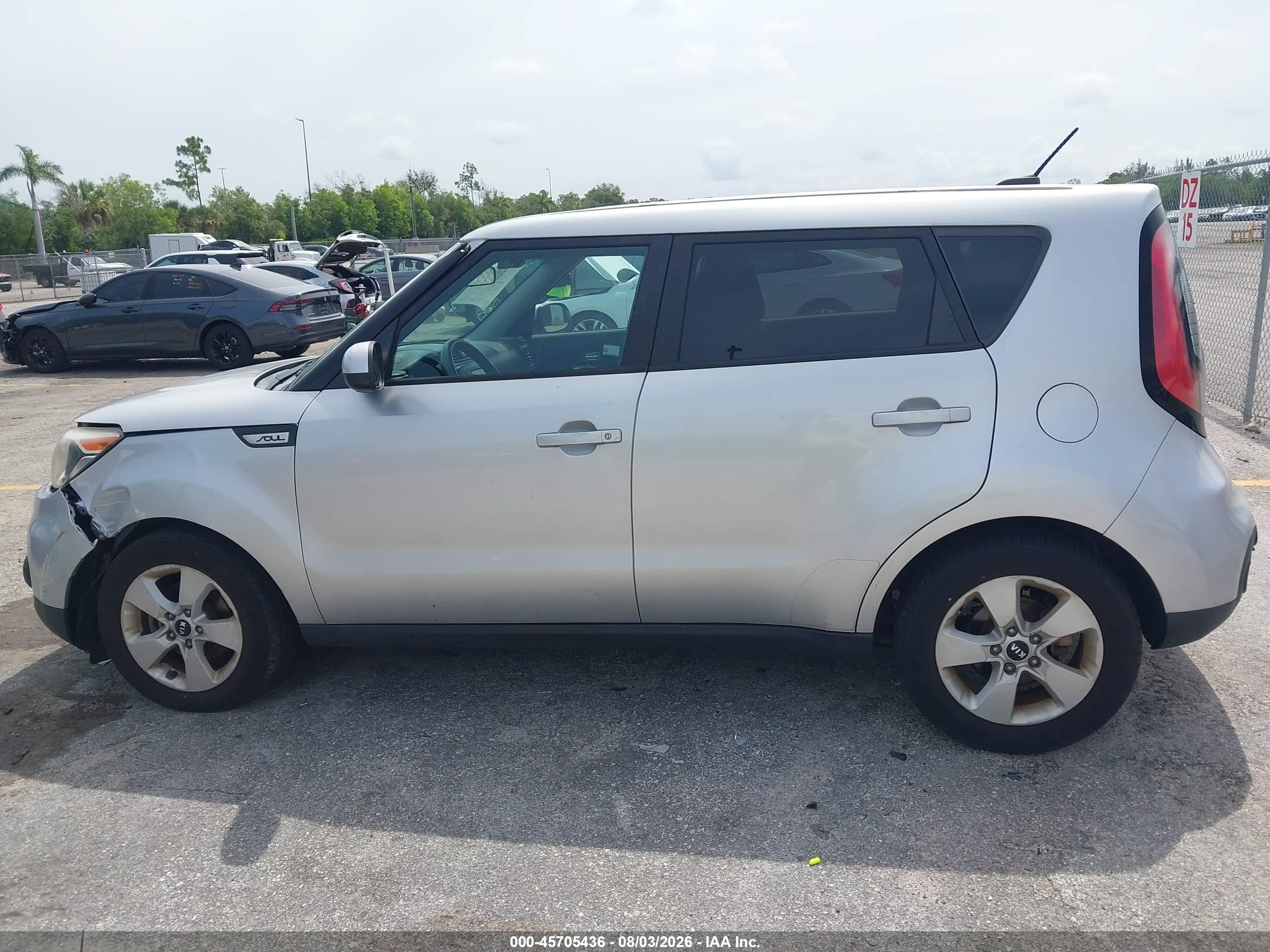 2019 KIA SOUL Base