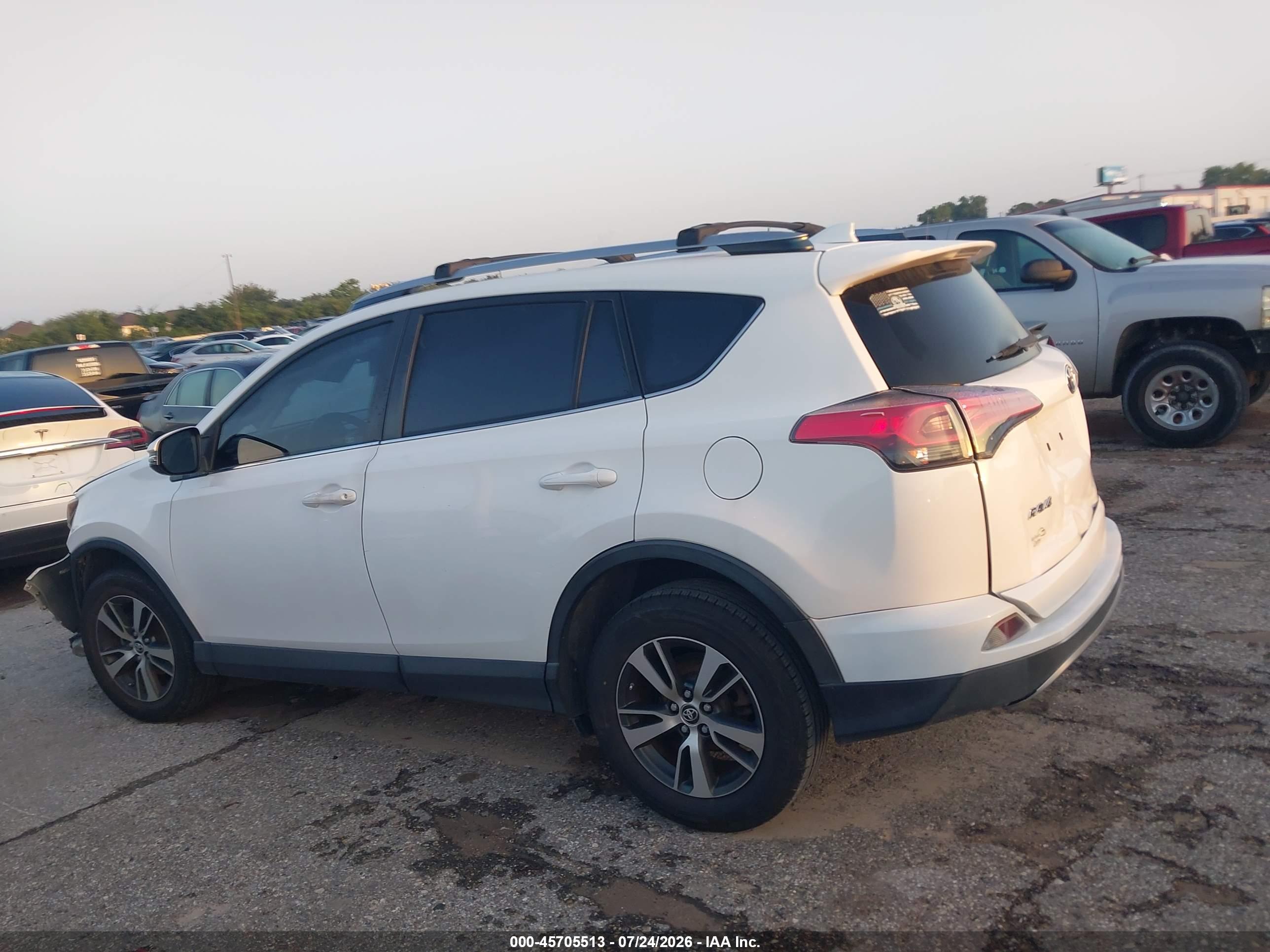 2018 TOYOTA RAV4 XLE