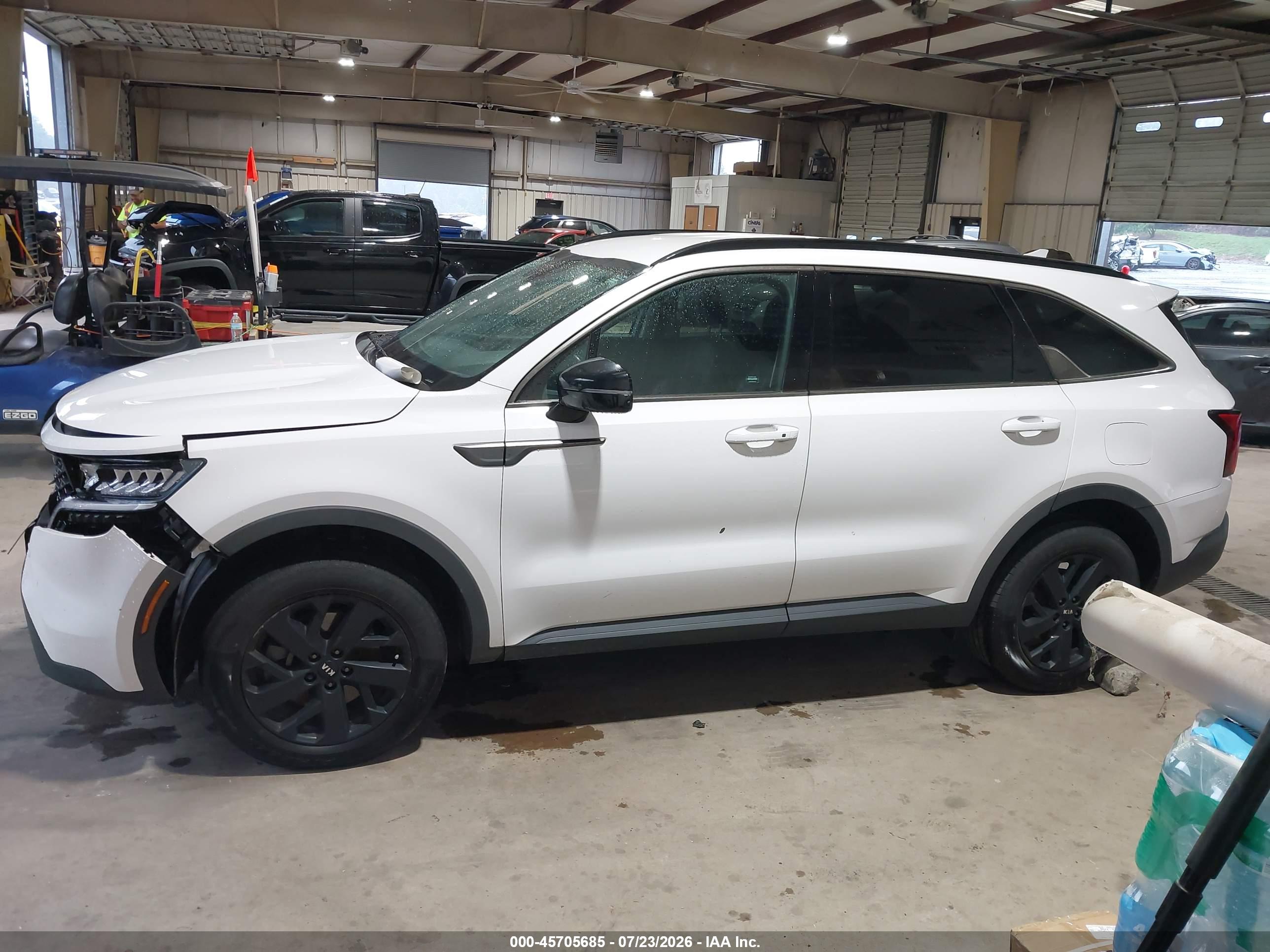 2021 KIA SORENTO S