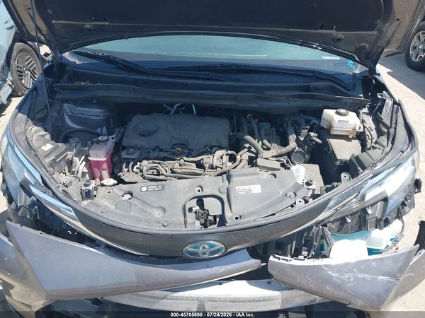 2021 TOYOTA SIENNA LE
