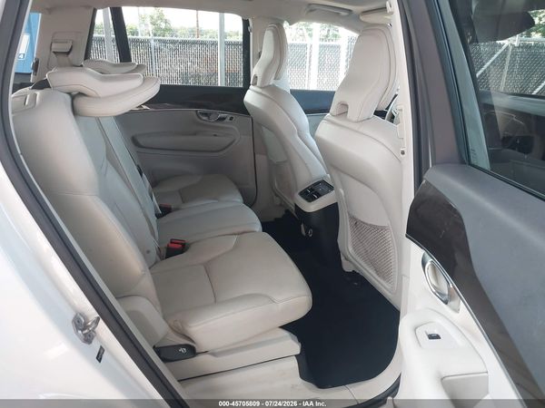 2019 VOLVO XC90 T6 MOMENTUM
