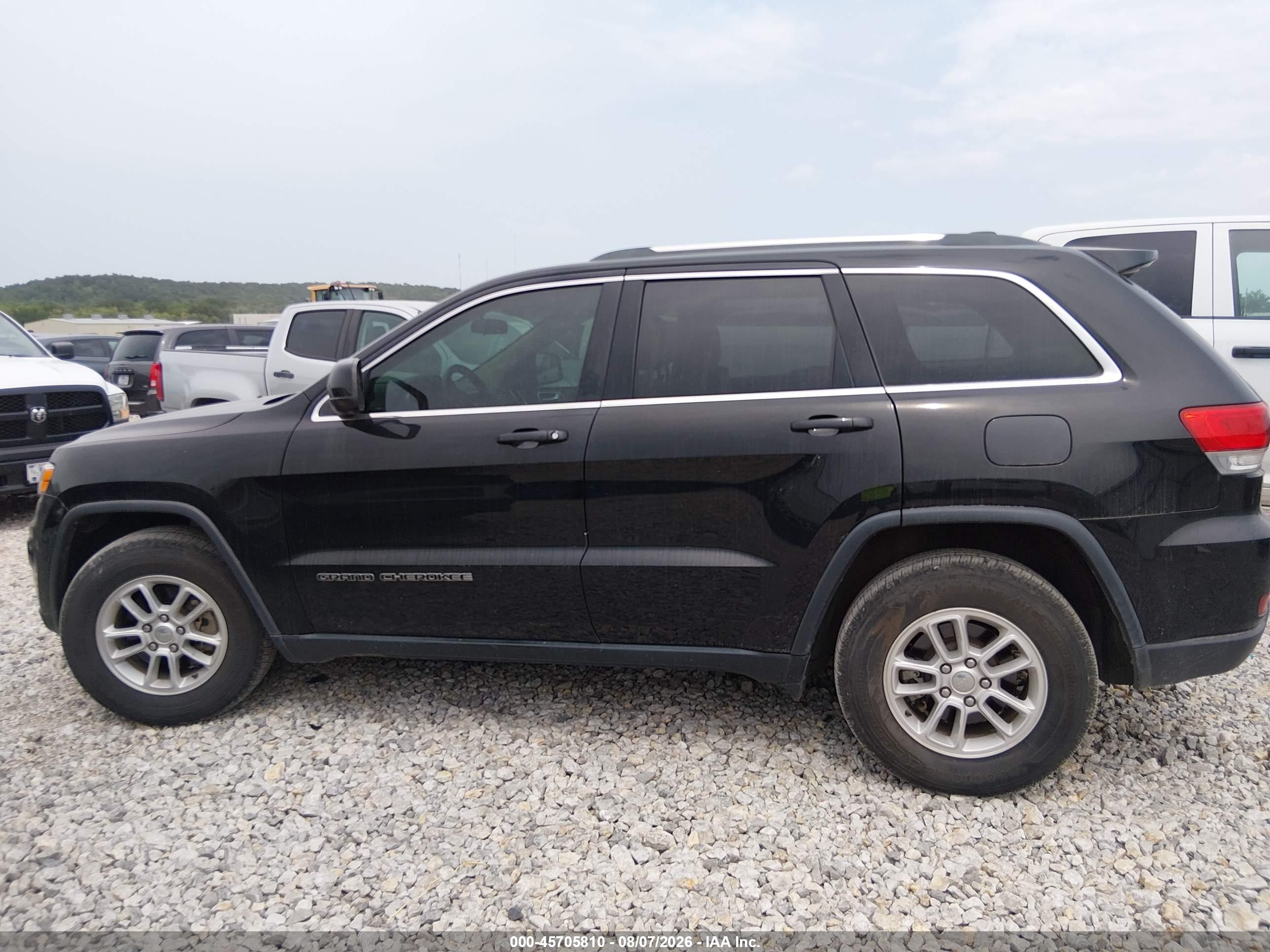 2019 JEEP GRAND CHEROKEE LAREDO E 4X2