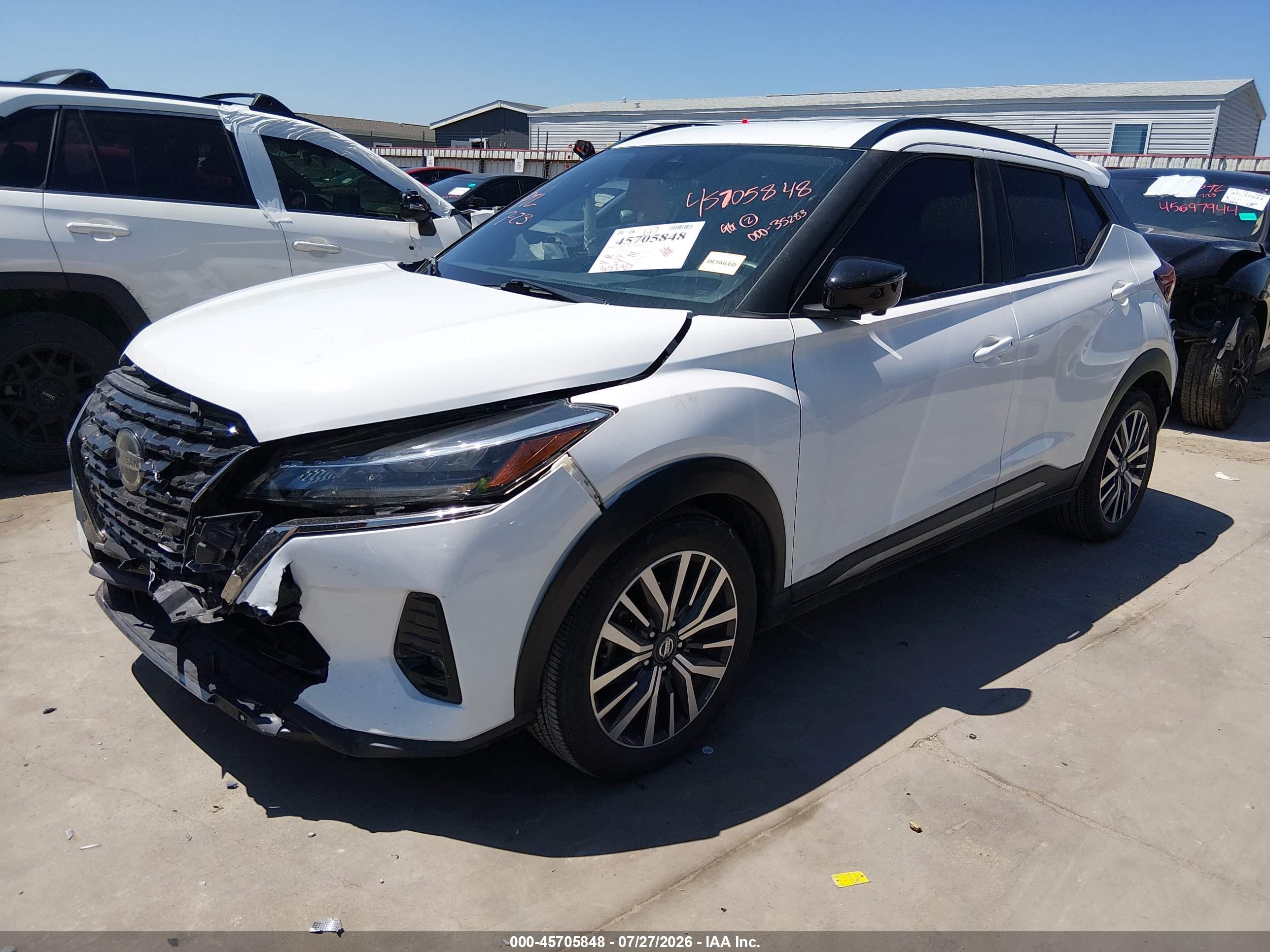2021 NISSAN KICKS SR XTRONIC CVT — I2