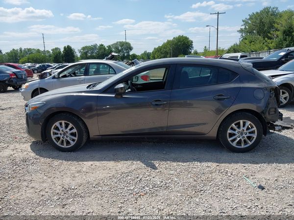 2017 MAZDA MAZDA3 SPORT