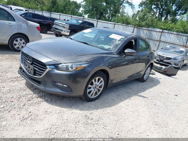 2017 MAZDA MAZDA3 SPORT