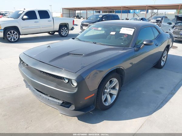 2021 DODGE CHALLENGER SXT