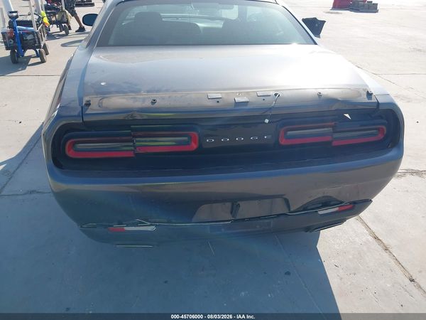 2021 DODGE CHALLENGER SXT