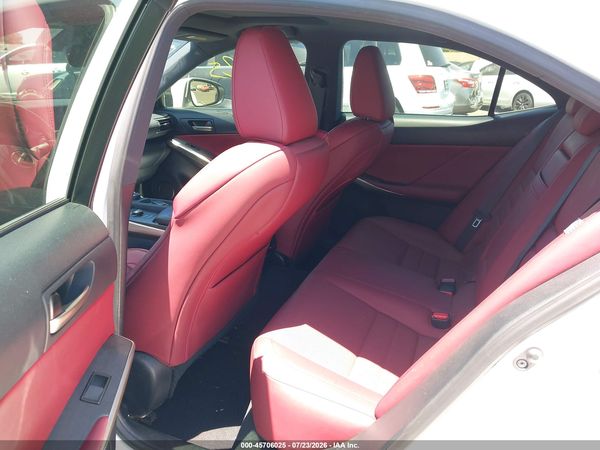 2019 LEXUS IS 300
