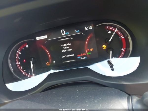 2025 TOYOTA RAV4 XLE