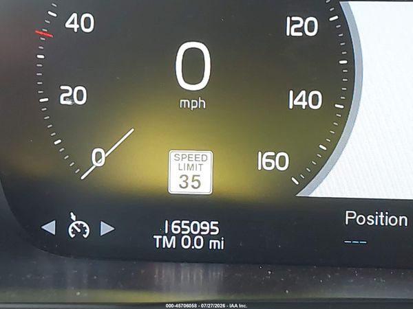 2017 VOLVO XC90 T6 MOMENTUM