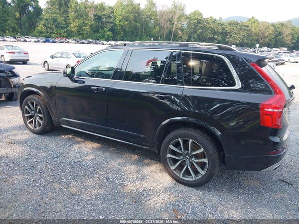 2017 VOLVO XC90 T6 MOMENTUM