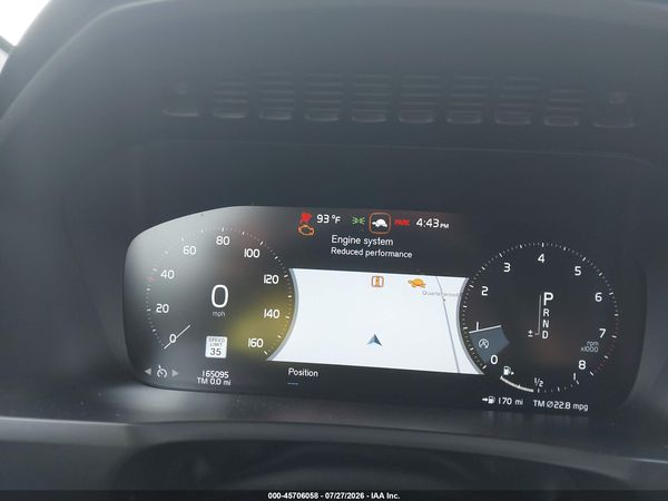 2017 VOLVO XC90 T6 MOMENTUM