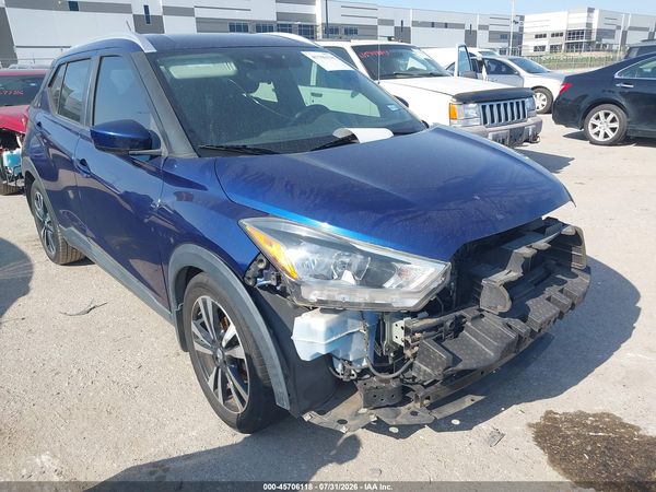 2020 NISSAN KICKS SV XTRONIC CVT
