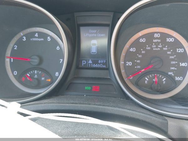 2016 HYUNDAI SANTA FE SE