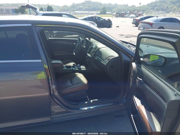 2019 CHRYSLER 300 LIMITED