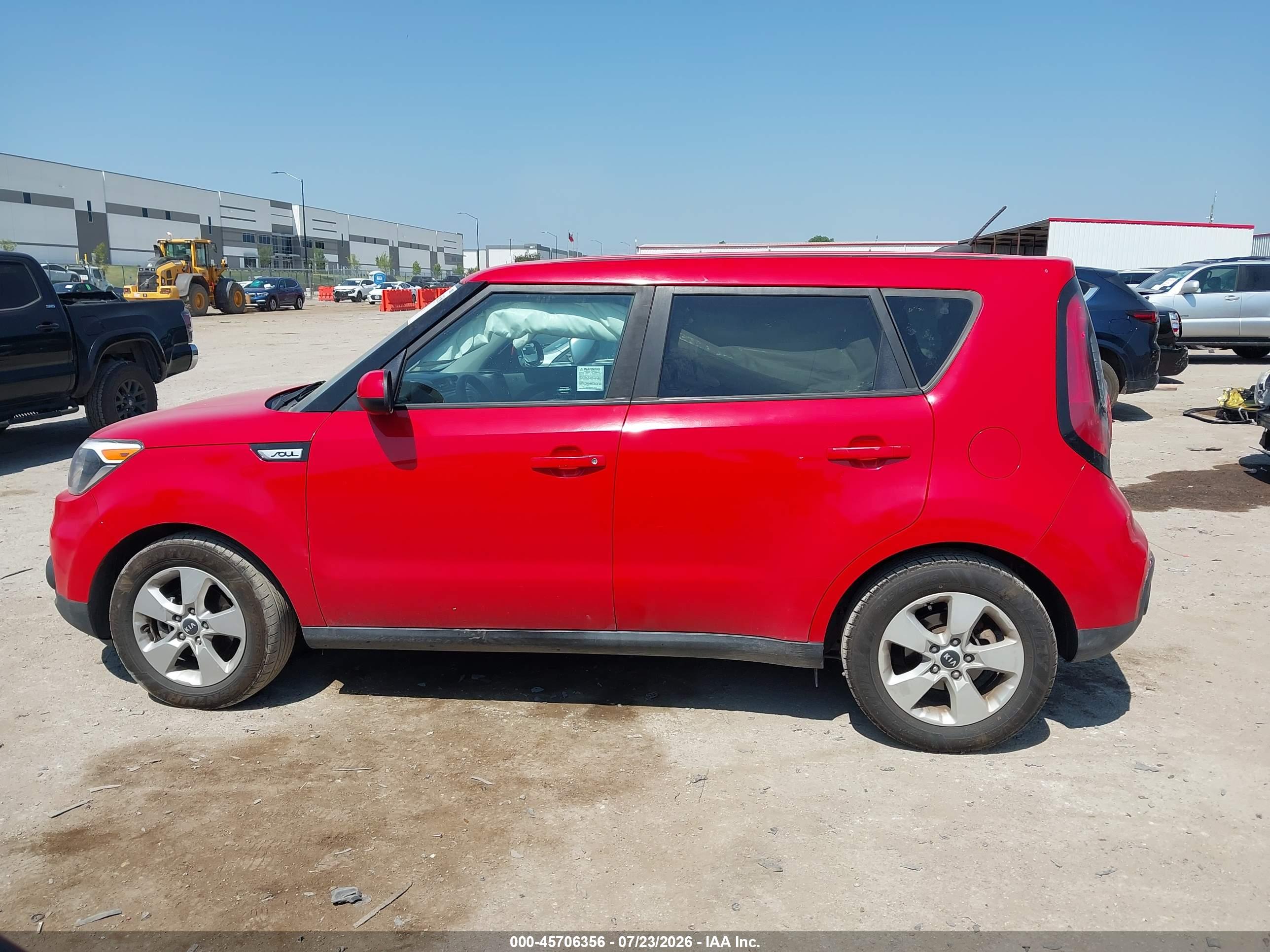 2019 KIA SOUL Base