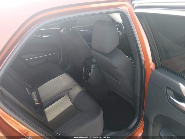 2020 CHRYSLER 300 TOURING — I8