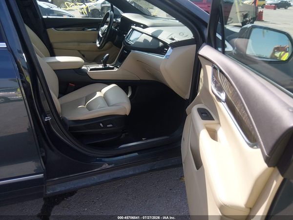 2019 CADILLAC XT5 STANDARD