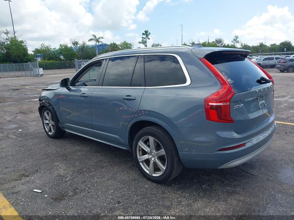 2022 VOLVO XC90 T5 MOMENTUM 7 PASSENGER
