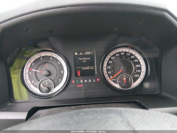 2018 RAM 1500 TRADESMAN  4X2 5'7 BOX