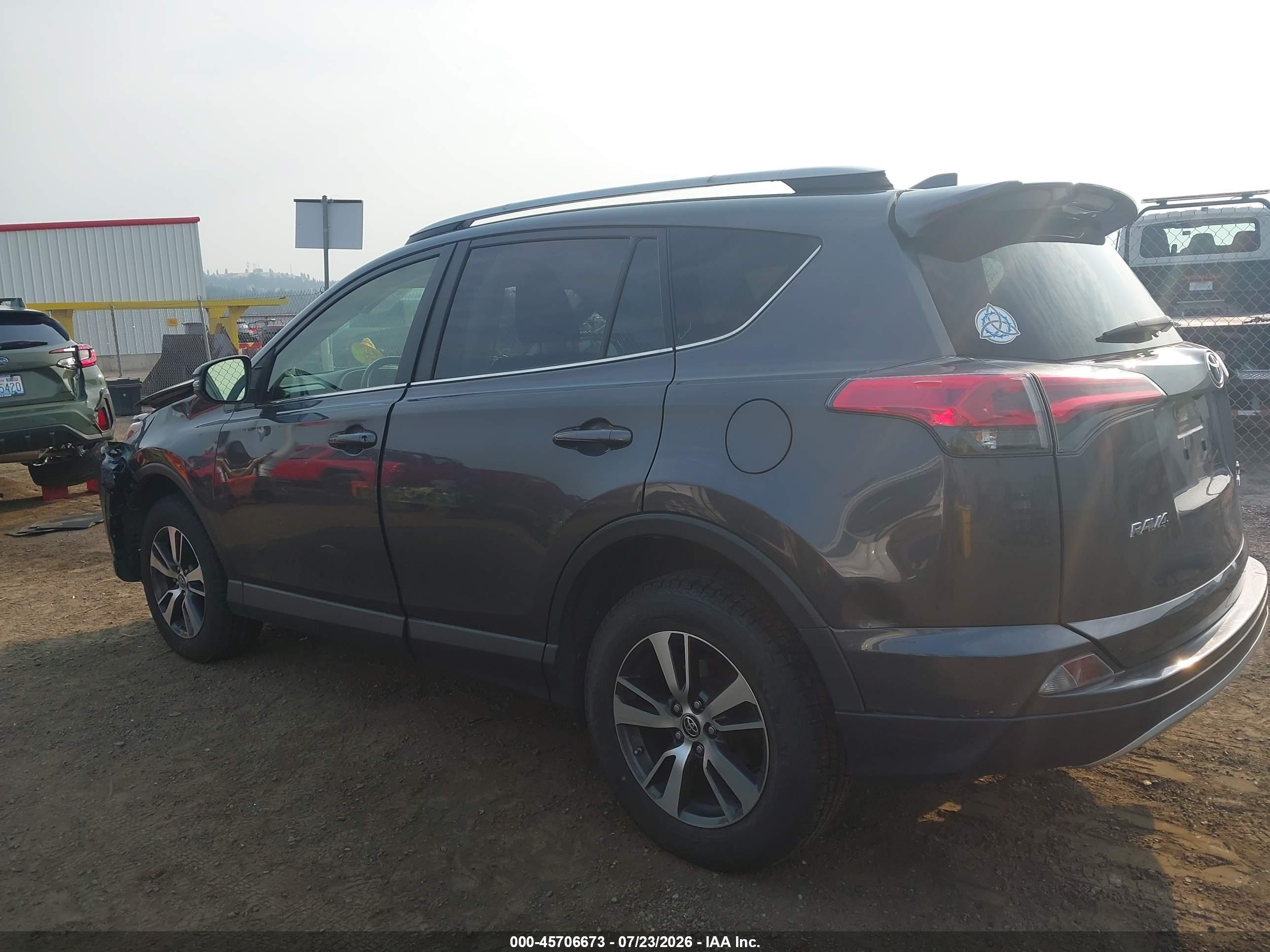 2018 TOYOTA RAV4 XLE