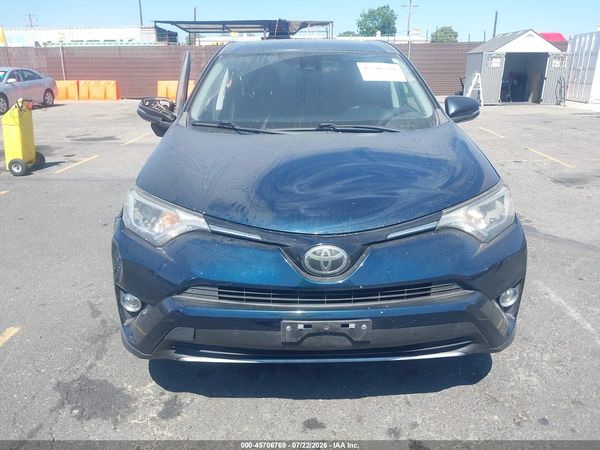 2017 TOYOTA RAV4 XLE