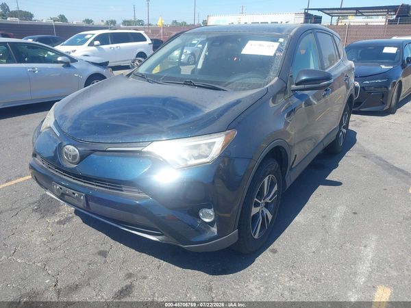 2017 TOYOTA RAV4 XLE