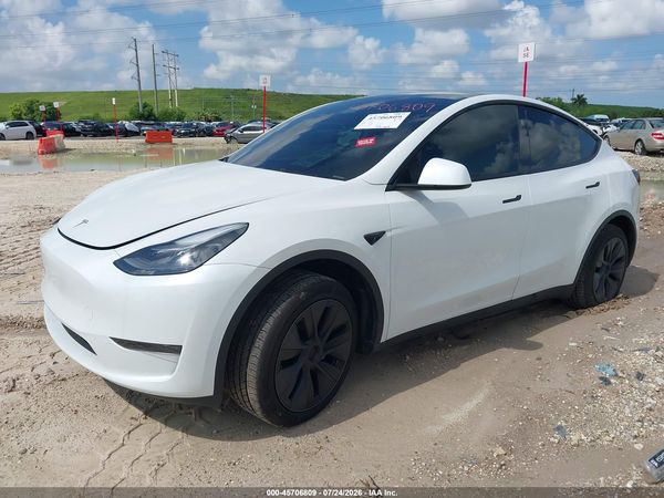 2024 TESLA MODEL Y