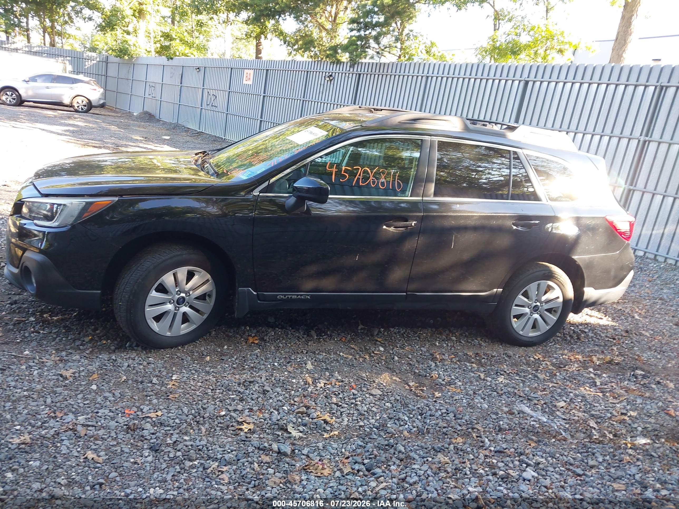 2018 SUBARU OUTBACK 2.5I PREMIUM
