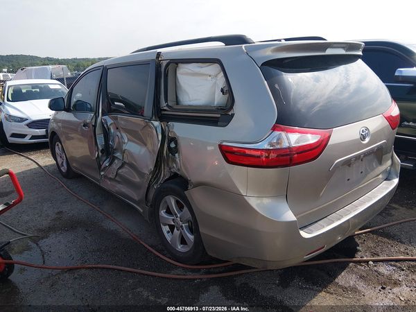 2015 TOYOTA SIENNA LE 8 PASSENGER
