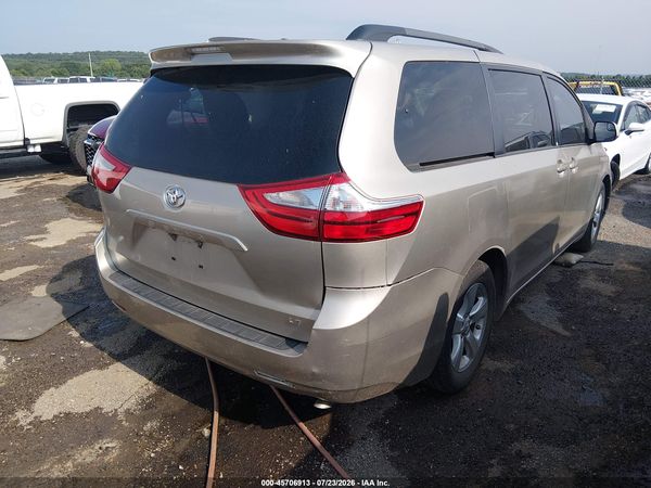 2015 TOYOTA SIENNA LE 8 PASSENGER