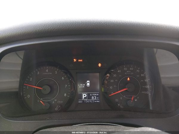 2015 TOYOTA SIENNA LE 8 PASSENGER