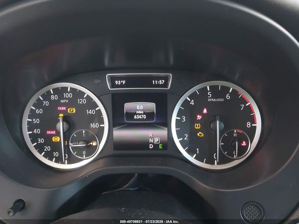2017 INFINITI QX30 PREMIUM
