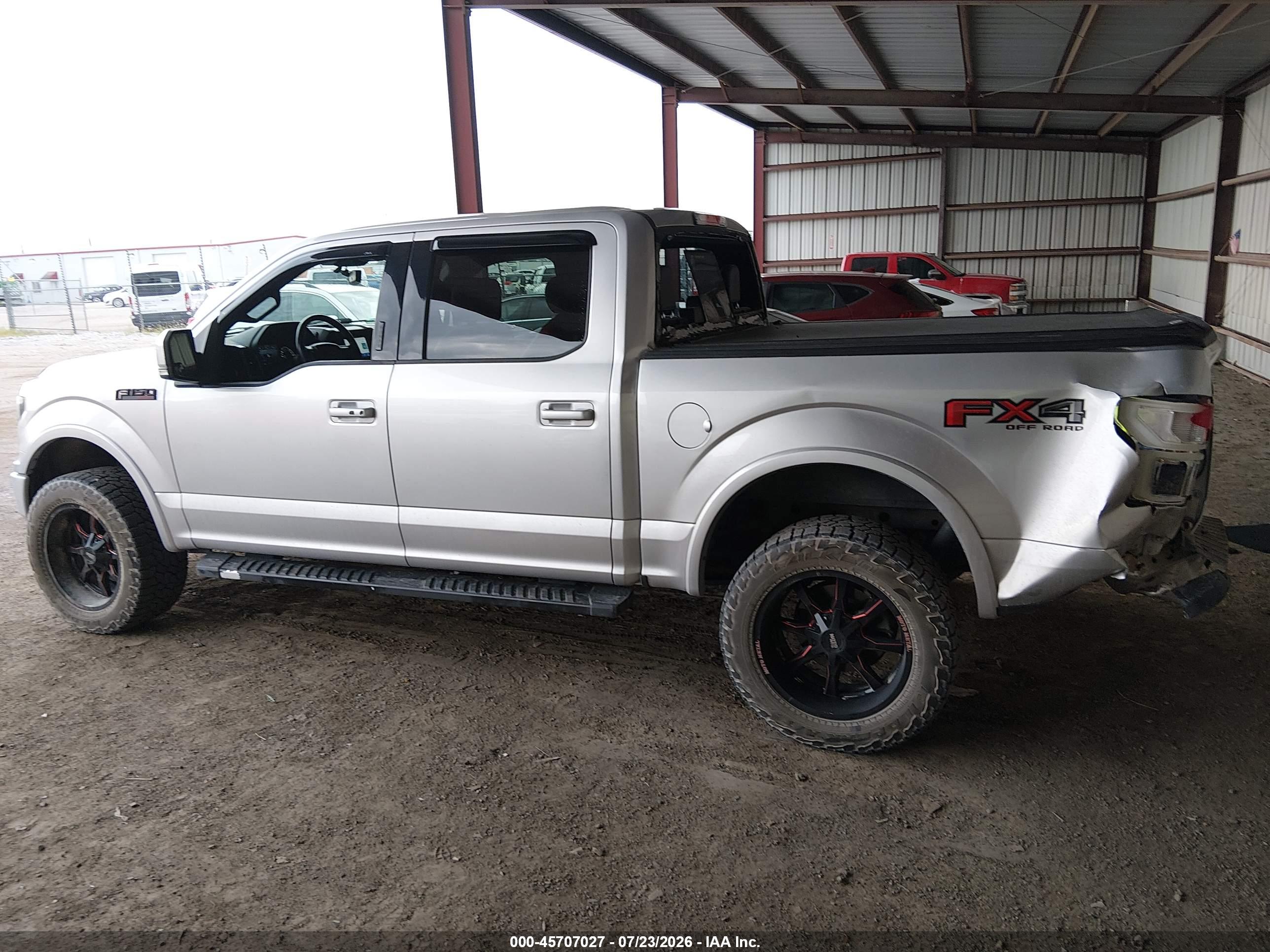 2018 FORD F-150 LARIAT