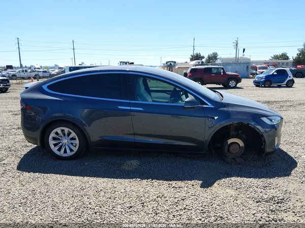 2020 TESLA MODEL X