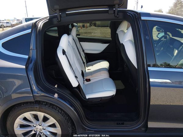 2020 TESLA MODEL X