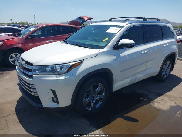 2018 TOYOTA HIGHLANDER LIMITED PLATINUM