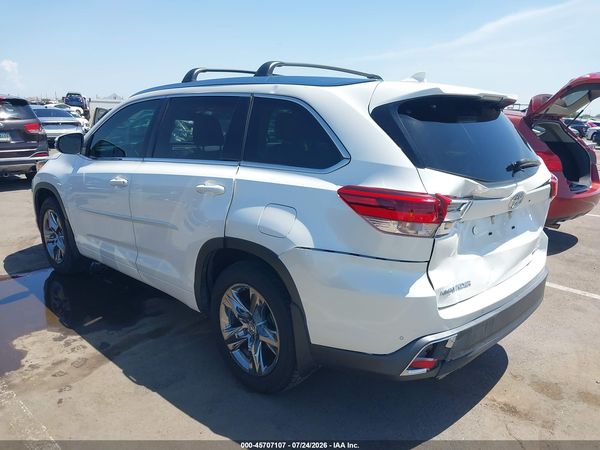 2018 TOYOTA HIGHLANDER LIMITED PLATINUM